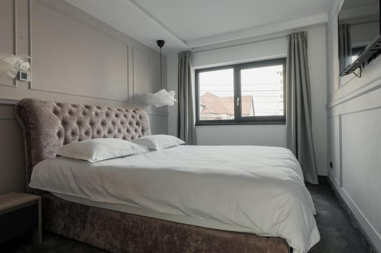 Aparthotel Nest Inn Meteor 克卢日-纳波卡 外观 照片