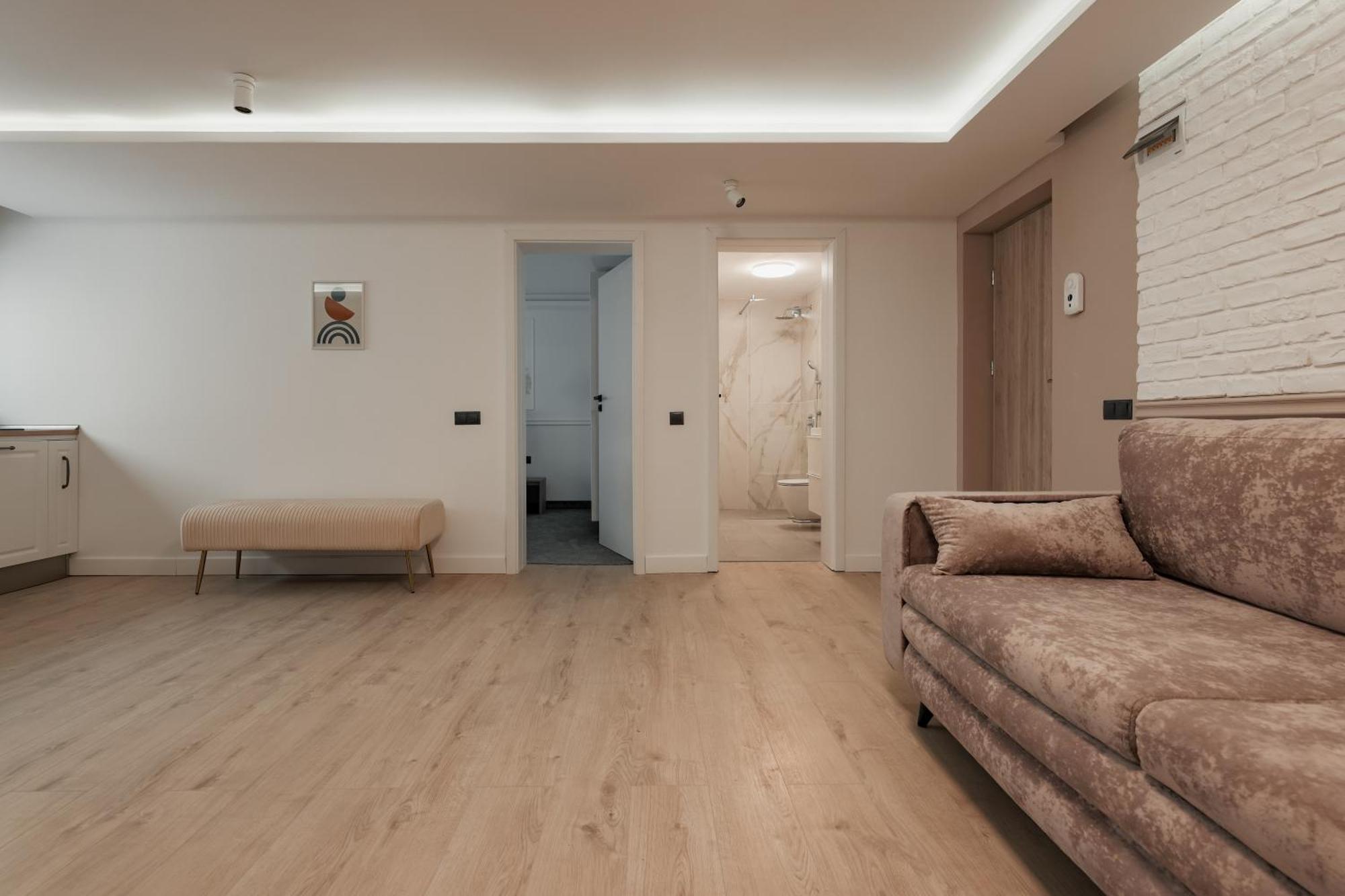 Aparthotel Nest Inn Meteor 克卢日-纳波卡 外观 照片